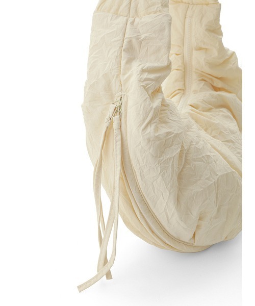 emmi(エミ)の「撥水 2wayワッシャーショルダーバッグ(ショルダーバッグ・レディース・ブラック/アイボリー/ブルー/グレー・FREE)」の14枚目の写真