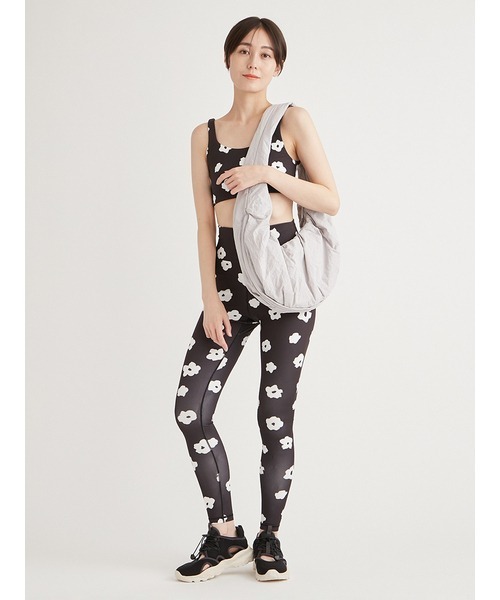 emmi(エミ)の「撥水 2wayワッシャーショルダーバッグ(ショルダーバッグ・レディース・ブラック/アイボリー/ブルー/グレー・FREE)」の8枚目の写真