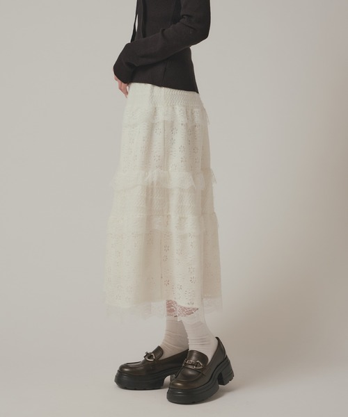 BLANK　（ブランク）の「Flower Lace Tiered Skirt / フラワーレースティアードスカート（スカート・レディース・ブラック/ホワイト・FREE）」の4枚目の写真