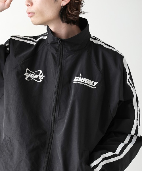 SUGGESTION（サジェッション）の「SUGGESTION/サジェッション 袖ラインナイロンラグランBL トラックジャケット メンズ 秋物 秋服 2026年秋冬（ナイロンジャケット・メンズ・グレー/ブラック/バーガンディー・SS/M/L）」の15枚目の写真