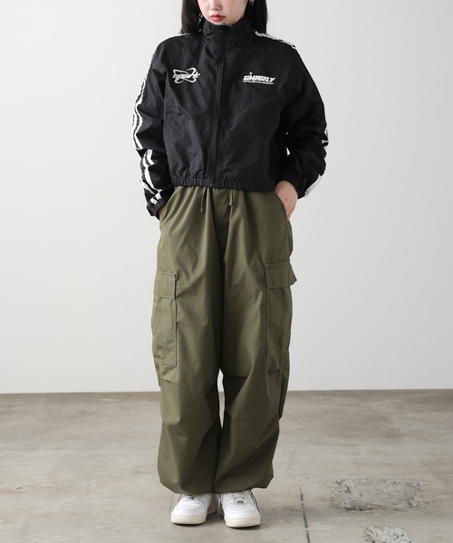SUGGESTION（サジェッション）の「SUGGESTION/サジェッション 袖ラインナイロンラグランBL トラックジャケット メンズ 秋物 秋服 2026年秋冬（ナイロンジャケット・メンズ・グレー/ブラック/バーガンディー・SS/M/L）」の8枚目の写真
