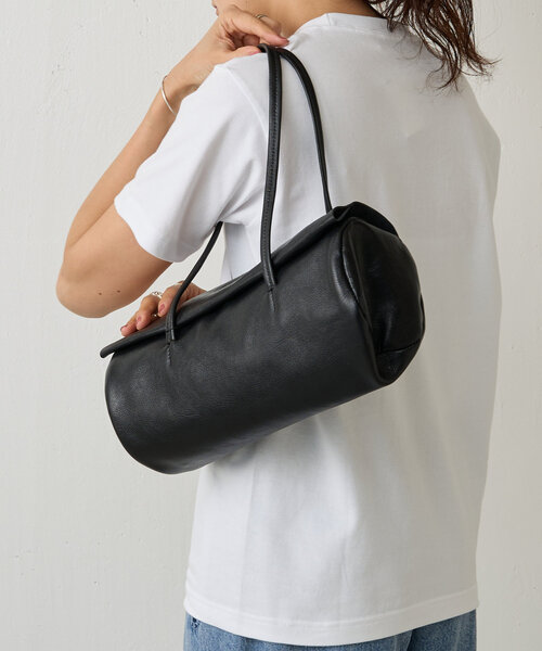 BEARDSLEY（ビアズリー）の「《Hoaw.》横長シリンダーBAG（トートバッグ・レディース・ブラック・FREE）」の3枚目の写真