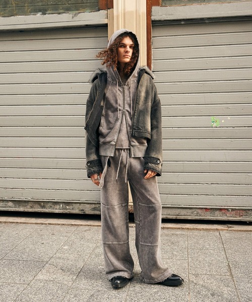 Ruelle(ルーエル)の「【Ruelle】Pigment-DyedCropped Sweat Hoodie / ピグメント加工クロップド丈スウェットパーカー(パーカー・メンズ・ブラック/アッシュグレー・L/M/S)」の5枚目の写真