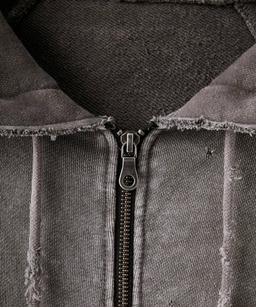 Ruelle(ルーエル)の「【Ruelle】Pigment-DyedCropped Sweat Hoodie / ピグメント加工クロップド丈スウェットパーカー(パーカー・メンズ・ブラック/アッシュグレー・L/M/S)」の20枚目の写真
