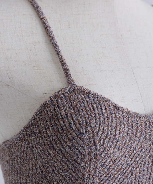 EN NEUME(エンノイム)の「【Set Up】Melange Knit Bustier(キャミソール・レディース・ブラウン/レッド・FREE)」の21枚目の写真