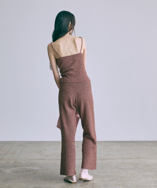 EN NEUME(エンノイム)の「【Set Up】Melange Knit Bustier(キャミソール・レディース・ブラウン/レッド・FREE)」の10枚目の写真