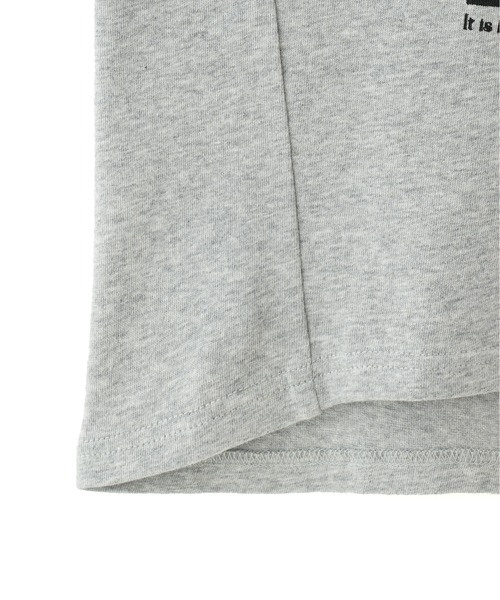 ROSE BUD(ローズバッド)の「(OKIRAKU×ROSEBUD)リメイクライクプリントスリーブトップ(Tシャツ/カットソー・レディース・ブラック/グレー・ONE SIZE)」の11枚目の写真
