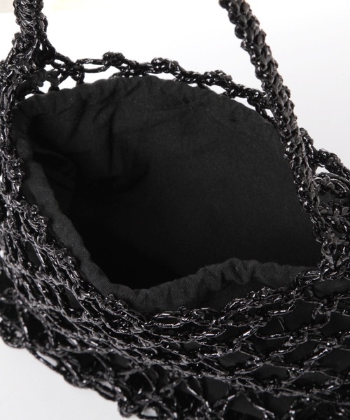 LAKOLE（ラコレ）の「メタリックメッシュワンハンドルバッグ / 286388（かごバッグ・レディース・シルバー/ブラック・FREE）」の9枚目の写真