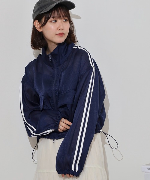 atONE（アットワン）の「ライン入りオーガンシアーブルゾン（ブルゾン・レディース・ブラック/ネイビー/オフホワイト・F）」の14枚目の写真