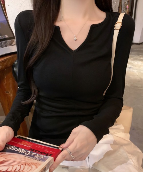 2ly2(トゥーリートゥー)の「着回し力抜群♪ベーシックデザイン長袖カットソー(Tシャツ/カットソー・レディース・グレー/ブラック・FREE)」の7枚目の写真