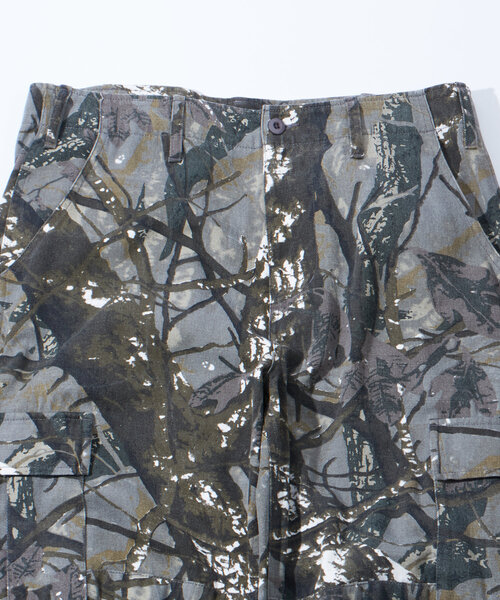 WHO'S WHO gallery（フーズフーギャラリー）の「【セットアップ対応/2サイズ】KOOKY'N M-65型ワイドカーゴパンツ（カーゴパンツ・メンズ・ブラウン/オリーブ・LARGE/MEDIUM）」の11枚目の写真