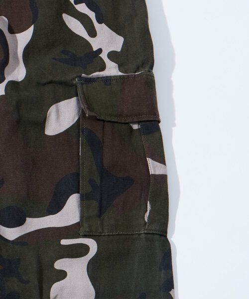 WHO'S WHO gallery（フーズフーギャラリー）の「【セットアップ対応/2サイズ】KOOKY'N M-65型ワイドカーゴパンツ（カーゴパンツ・メンズ・ブラウン/オリーブ・LARGE/MEDIUM）」の19枚目の写真