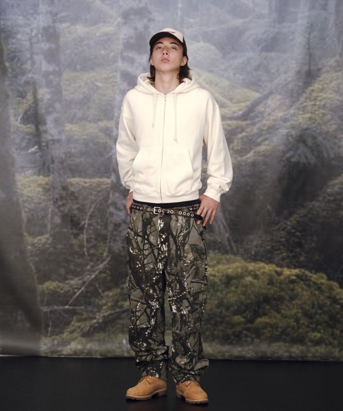 WHO'S WHO gallery（フーズフーギャラリー）の「【セットアップ対応/2サイズ】KOOKY'N M-65型ワイドカーゴパンツ（カーゴパンツ・メンズ・ブラウン/オリーブ・LARGE/MEDIUM）」の3枚目の写真