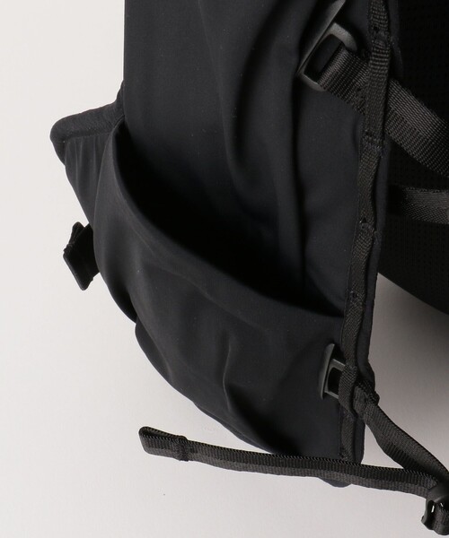 THE NORTH FACE(ザノースフェイス)の「<THE NORTH FACE> アイビス10(バックパック/リュック・メンズ・ブラック・FREE)」の17枚目の写真