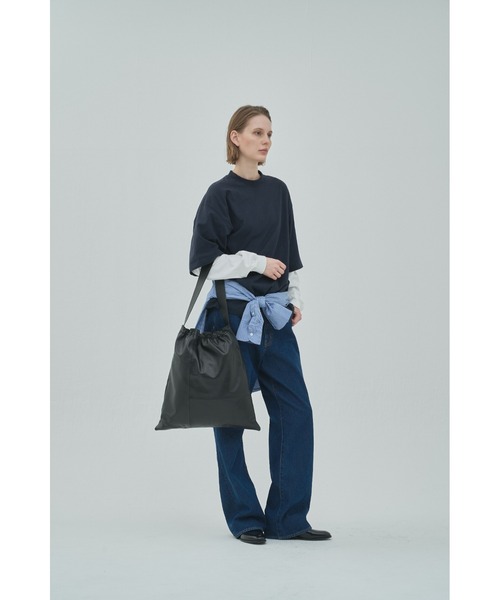 utta(ウッタ)の「【utta/ウッタ】ゴートレザーギャザーショルダーTOTEBAG /山羊革 /本革(ショルダーバッグ・レディース・ブラック・FREE)」の17枚目の写真