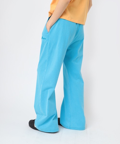 RNA（アールエヌエー）の「R4331 ヘビー天竺バギースウェット（その他パンツ・レディース・ブルー/ブラウン/ピンク・MEDIUM）」の7枚目の写真