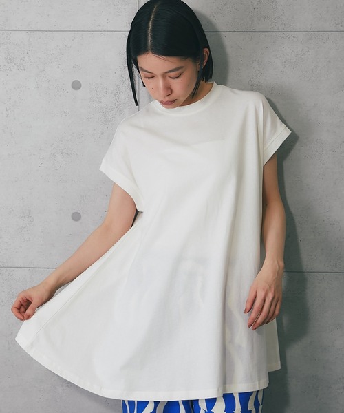 ANOTHER S(アナザーエス)の「接触冷感・イージーケアフレンチ袖フレアラインTシャツ(Tシャツ/カットソー・レディース・ブラック/オフホワイト/チャコールグレー・M)」の2枚目の写真