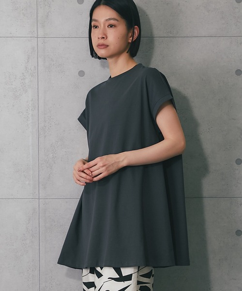 ANOTHER S(アナザーエス)の「接触冷感・イージーケアフレンチ袖フレアラインTシャツ(Tシャツ/カットソー・レディース・ブラック/オフホワイト/チャコールグレー・M)」の4枚目の写真