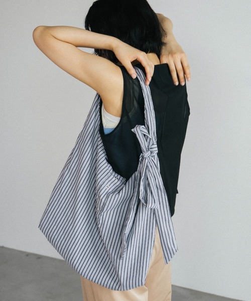 Delife Container Shoulder デライフ ショルダーバッグ Delife Container Shoulder デライフ ショルダーバッグ Supple