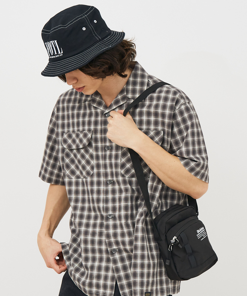 Dickies（ディッキーズ）の「【DICKIES/ディッキーズ】EXT LOGO QUICK SHOULDER 80976900/ショルダーバッグ【WEB限定】（ショルダーバッグ・メンズ・ライトブラウン/グレー/チャコールグレー/ブラック・フリー）」の6枚目の写真