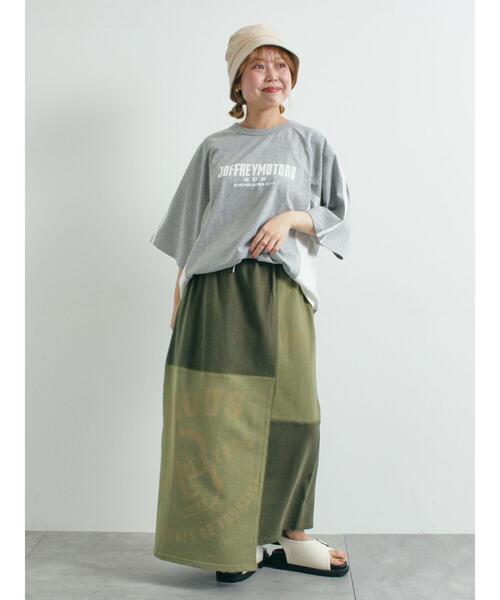 SM2（エスエムツー）の「裏毛プリント配色アシメスカート（スカート・レディース・チャコールグレー/クリーム/グレー/カーキ・F）」の14枚目の写真