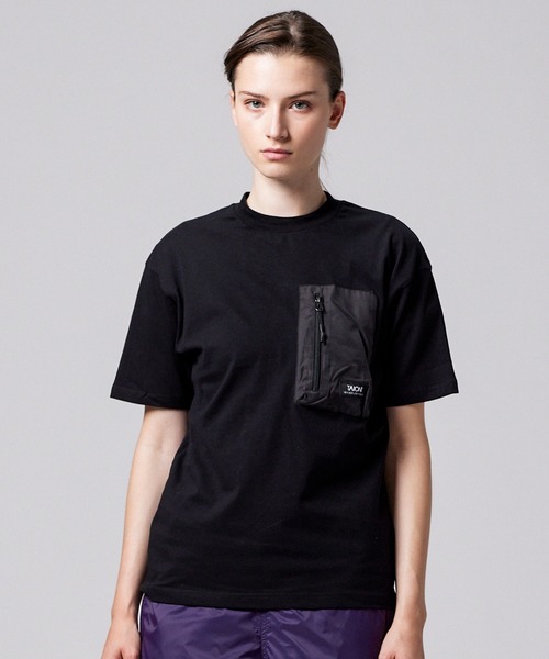 TAION（タイオン）の「【TAION(タイオン)】〈ユニセックス〉マウンテン クルーネックポケット Tシャツ（Tシャツ/カットソー・メンズ・ダークパープル/ブルーグリーン/オフホワイト/ダークネイビー/ブラック系その他7・S/M/L/XS/XL）」の3枚目の写真