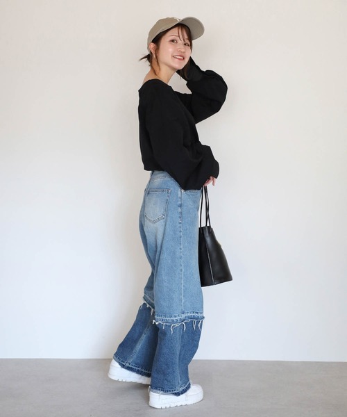 Bonjour Sagan(ボンジュールサガン)の「ボリュームスリーブカフスデザインキーネックカットソー(Tシャツ/カットソー・レディース・ライトブルー/ブラック/ライトベージュ・FREE)」の19枚目の写真
