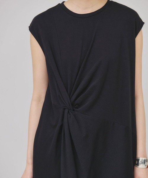 Curensology（カレンソロジー）の「Curensology(カレンソロジー)/カットツイストワンピース（ワンピース・レディース・ブラック/グレー・FREE）」の9枚目の写真