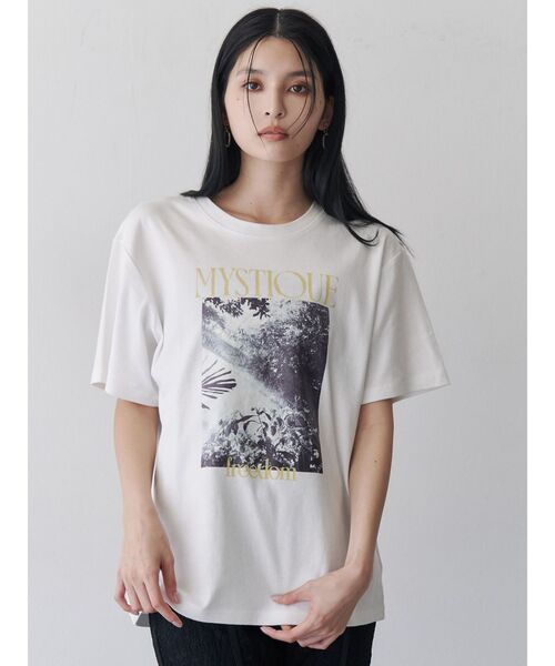 MURUA（ムルーア）の「グラフィックオーバーTシャツ（Tシャツ/カットソー・レディース・ホワイト/ブラック・FREE）」の9枚目の写真