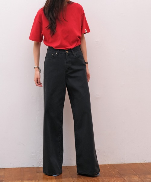 AKTE（アクテ）の「ポイントタグTシャツ（Tシャツ/カットソー・レディース・ブラック/ネイビー/ホワイト/ブラウン/ピンク/レッド・FREE）」の19枚目の写真