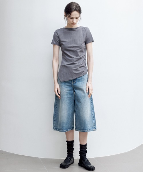 tageechita(タジチタ)の「【tageechita】アシンメトリーギャザー ボートネックTシャツ(Tシャツ/カットソー・レディース・ダークグレー/アッシュブラウン・S/M/L)」の19枚目の写真