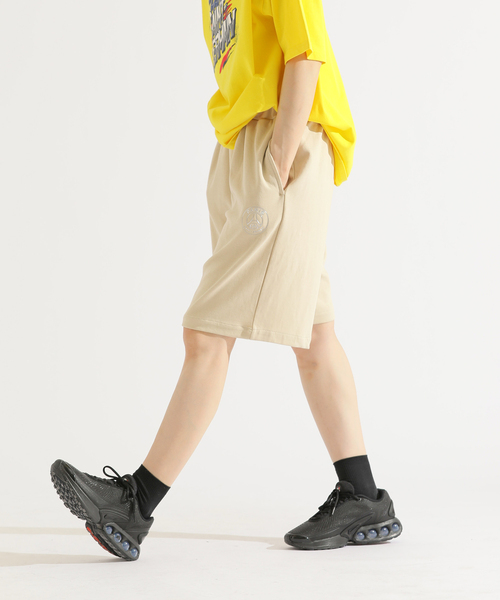 PARIS SAINT-GERMAIN(パリサンジェルマン)の「【Paris Saint-Germain / パリ・サン=ジェルマン】 JP METALIC LOGO SHORTS(その他パンツ・メンズ・ベージュ/ブラウン/グリーン/ブラック/チャコールグレー・MEDIUM/LARGE/X-LARGE)」の4枚目の写真