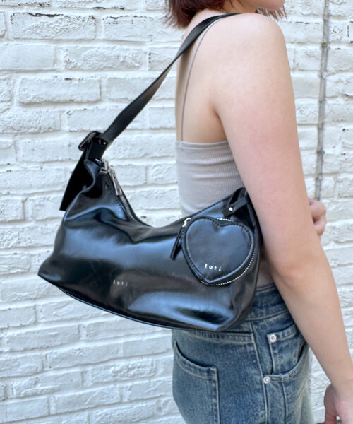 loti ハートポーチ付きホーボーBAG セール】loti ハートポーチ付きホーボーBAG（ショルダーバッグ