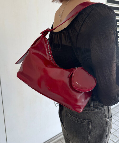 mline(エムライン)の「loti ハートポーチ付きホーボーBAG(ショルダーバッグ・レディース・ブラック/レッド/ブラウン・FREE)」の11枚目の写真