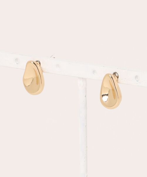 GOLDY(ゴールディ)の「【GOLDY】マットメタルピアス 1250709※(ピアス(両耳用)・レディース・シルバー系その他/ゴールド/ゴールド系その他2/シルバー・FREE)」の3枚目の写真