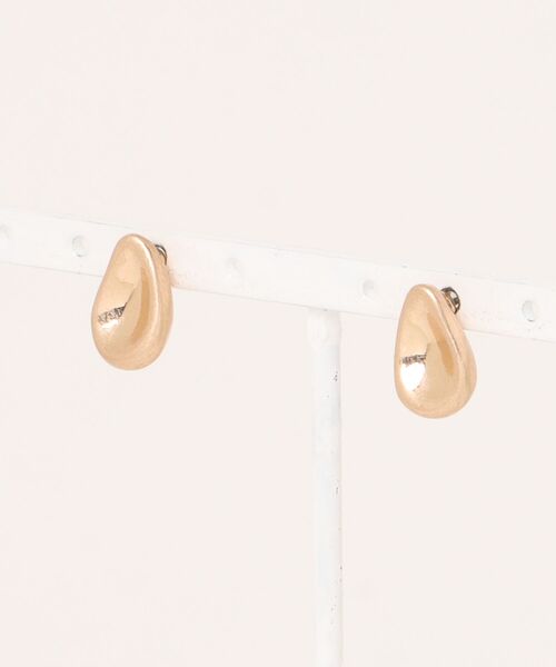 GOLDY(ゴールディ)の「【GOLDY】マットメタルピアス 1250709※(ピアス(両耳用)・レディース・シルバー系その他/ゴールド/ゴールド系その他2/シルバー・FREE)」の4枚目の写真