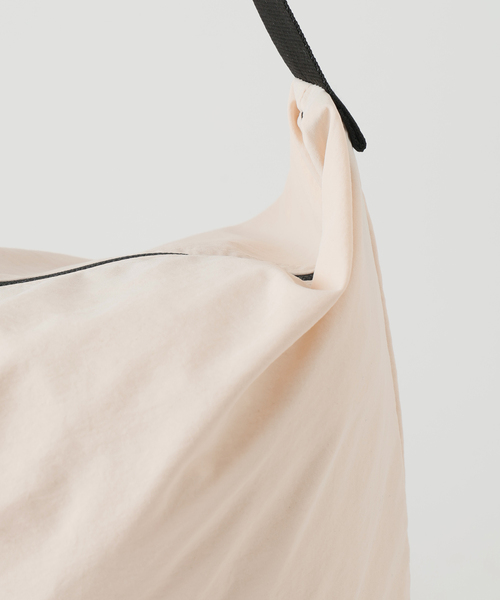 FRAMeWORK（フレームワーク）の「≪撥水機能付き≫PROTAGONISTA/プロタゴニスタ 別注BAG（ショルダーバッグ・レディース・ブラック/ベージュ・FREE）」の21枚目の写真