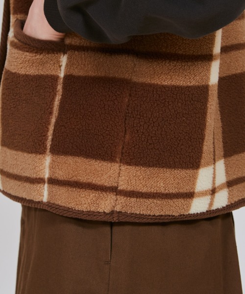 Champion（チャンピオン）の「【Champion/チャンピオン】レディース チェックスナップベスト（ベスト・レディース・ブラウン/アイボリー/ネイビー・MEDIUM/LARGE）」の19枚目の写真