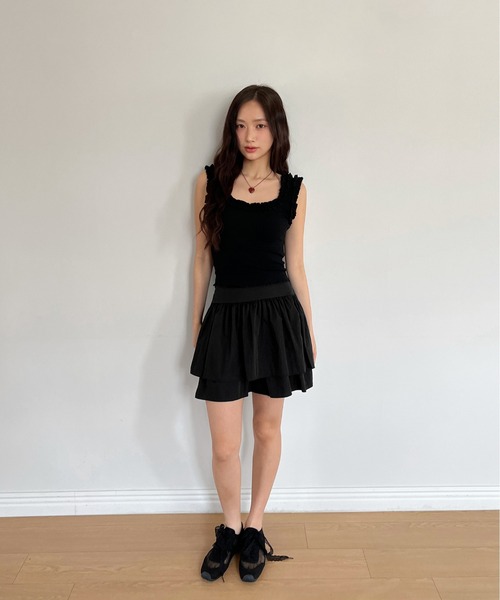 by muni:r（バイ ムニール）の「フリルスクエアタンクトップ（キャミソール・レディース・アイボリー/グレー/ブラック・FREE）」の13枚目の写真