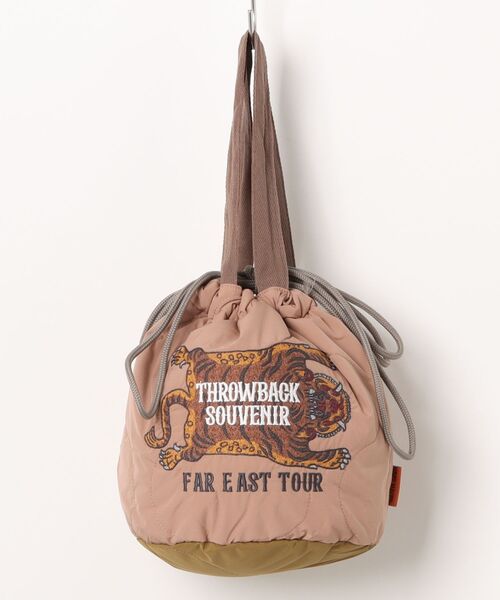 KRIFF MAYER(クリフメイヤー)の「スーベニア刺繍巾着BAG(ショルダーバッグ・メンズ・グレー/キャメル/パープル/ピンクベージュ/ブラック/オリーブ・FREE)」の8枚目の写真