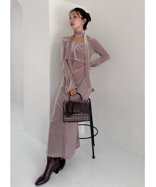 FRAY I.D（フレイアイディー）の「シアーベロアカーデ&キャミワンピース（ワンピース・レディース・ブラック/ピンクベージュ/ブルー・0/1）」の4枚目の写真