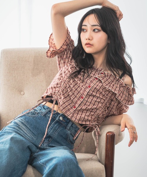 3.3 Field Trip （3.3フィールドトリップ）の「3.3 Field Trip／チェックオフショルブラウス（シャツ/ブラウス・レディース・ネイビー/レッド・FREE）」の4枚目の写真