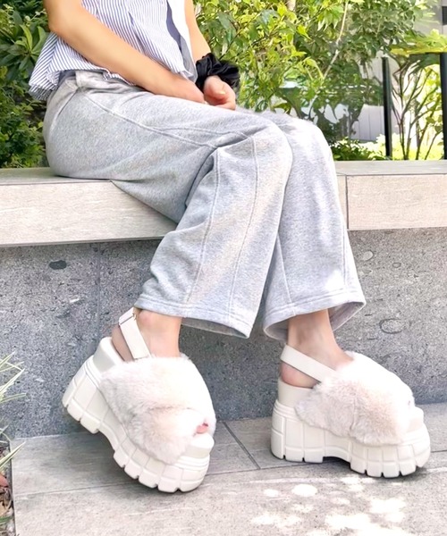 セール】【25AW新作】【R&E】クロスファーバックベルト厚底サンダル