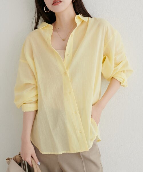 natural couture(ナチュラルクチュール)の「【WEB限定】綿シアー長袖シャツ(シャツ/ブラウス・レディース・イエロー/ピンク/ブラウン/アイボリー/チャコールグレー・FREE)」の1枚目の写真