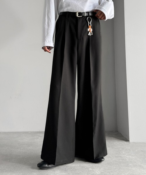 Classical Origin（クラシカルオリジン）の「「美しい落ち感。」 ワンタックセンタープレスフレアスラックス／One-tuck center-pressed flared slacks（スラックス・メンズ・ブラウン/チャコール/杢グレー/ブラック・SMALL/MEDIUM/LARGE）」の6枚目の写真