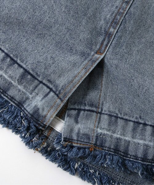 BREEZE(ブリーズ)の「デニムジャンスカ(ジャンパースカート・キッズ・ブルー/サックスブルー/ブラウン・130/80/120/110/100/90)」の17枚目の写真