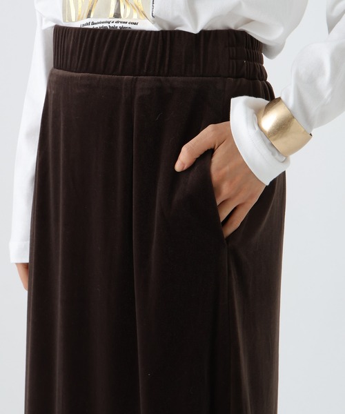 Elura（エルーラ）の「ベロアスカート/582311（スカート・レディース・ダークブラウン/ブラック・FREE）」の10枚目の写真