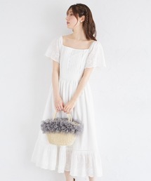 くるみ飾り釦付きピンタック×シャーリングティアードワンピース