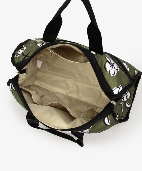 LeSportsac(レスポートサック)の「DELUXE MED WEEKENDER オリーブフローラルシルエット(ボストンバッグ・レディース・グリーン・FREE)」の10枚目の写真