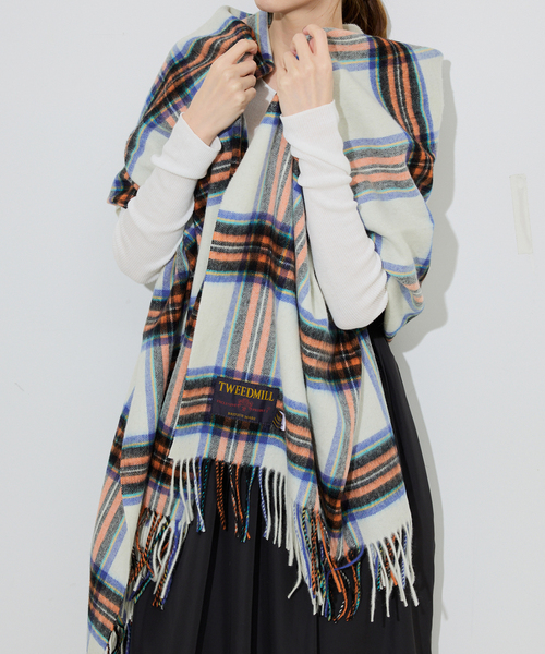 TWEED MILL（ツイードミル）の「《追加》TWEED MILL/ツイードミル ストール（ストール/ショール・レディース・チャコールグレー/ブルー/ライトグレー/ブラウン/グリーン/オートミール/タン・FREE）」の5枚目の写真